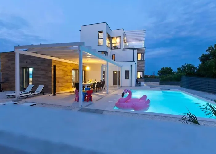 Wellness Und Stella- In Der Naehe Von Straenden - By Interhome Pula